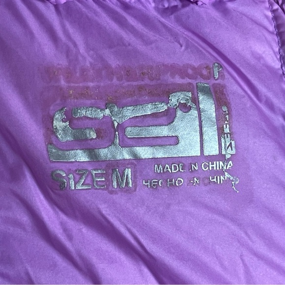 32 Degrees Weatherproof purple and black quilted coat size medium - Picture 6 of 7